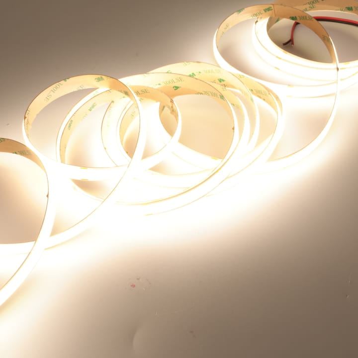 LED pásek DOUBLE COB 24V / 640LED / 18W / 4000K / IP20 / 12mm / PRO+